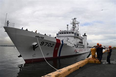 Mga elemento ng Coast Guard sa NAIA, ibalik na sa dagat .